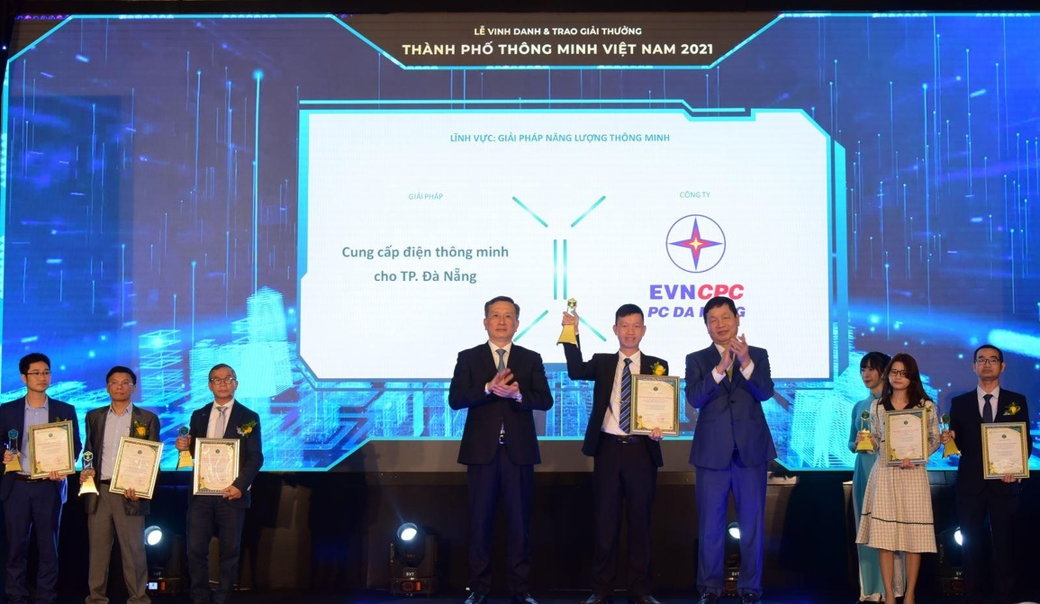 EVNCPC Đà Nẵng: Đoạt giải thưởng Thành phố thông minh Việt Nam 2021 - 1 EVNCPC Đà Nẵng: Đoạt giải thưởng Thành phố thông minh Việt Nam 2021 - 1