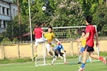 Giải bóng đá của Hiệp hội cựu du học sinh Anh tại Việt Nam - UKAV Cup 2013
