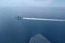 Nga, Anh "khẩu chiến" về vụ bắn cảnh cáo, thả bom xua tàu chiến