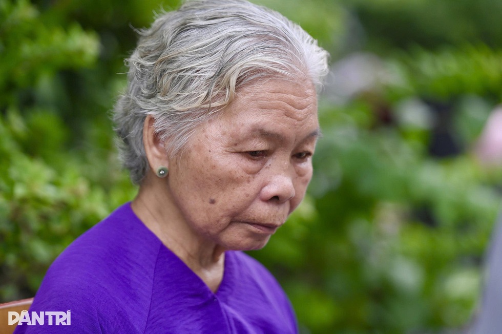 Vợ liệt sĩ Huỳnh Văn Quên: Cuối cùng, tôi đã có danh phận làm vợ ông rồi - 3 Vợ liệt sĩ Huỳnh Văn Quên: Cuối cùng, tôi đã có danh phận làm vợ ông rồi - 3