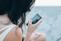 Bạn trai đòi chia tay nhưng vẫn muốn tâm sự hằng ngày