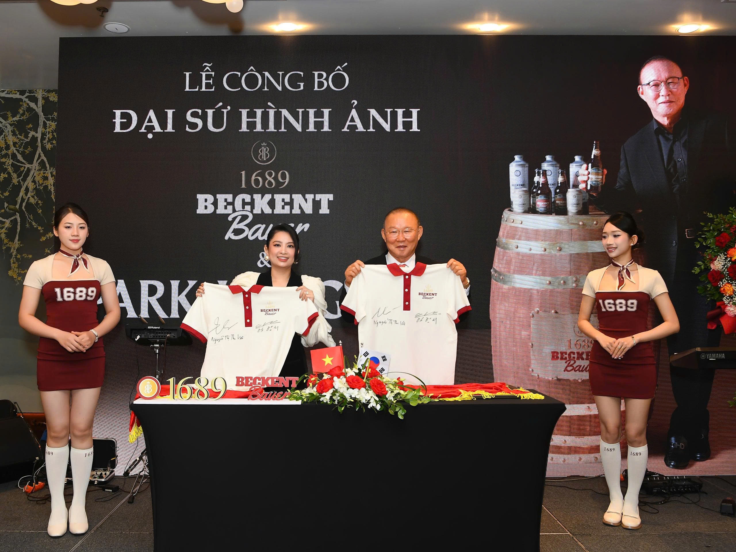 HLV Park Hang Seo trở thành đại sứ hình ảnh bia thủ công 1689 Beckent Bauer - 1
