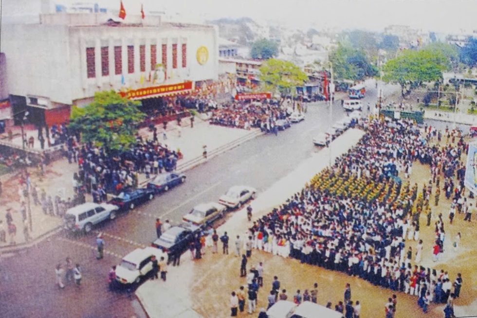 28 năm cho cuộc "hội ngộ" lịch sử của thành phố lớn nhất Việt Nam
