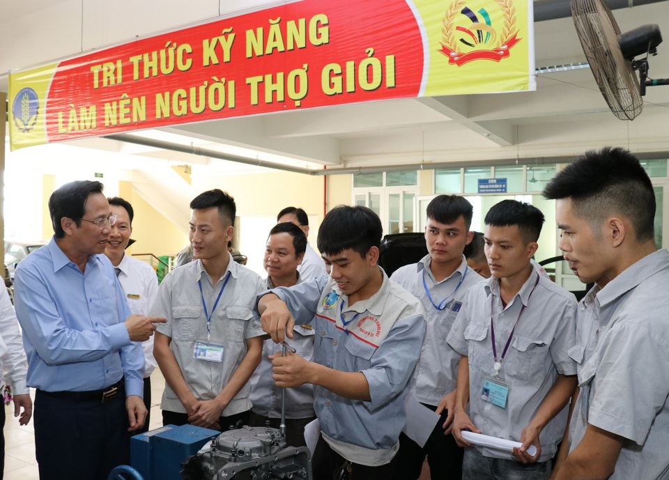 Thủ tướng chọn ngày 4/10 là Ngày Kỹ năng lao động Việt Nam - 1 Thủ tướng chọn ngày 4/10 là Ngày Kỹ năng lao động Việt Nam - 1