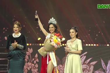 Khoảnh khắc đăng quang đầy cảm xúc của Hoa hậu các Dân tộc Việt Nam 2022