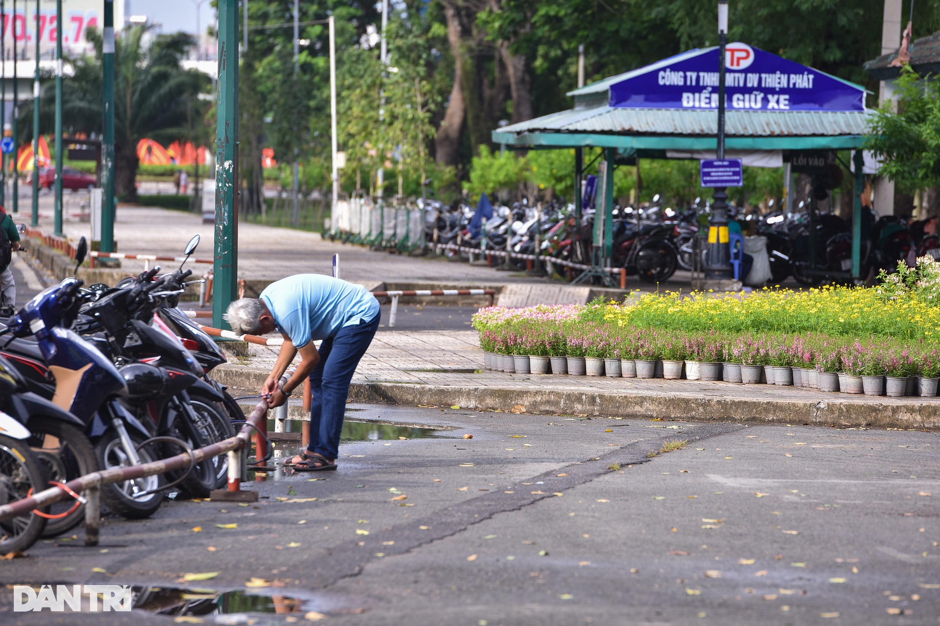 Bãi xe công viên ở TPHCM nơi cần không có, nơi có không cần - 7 Bãi xe công viên ở TPHCM nơi cần không có, nơi có không cần - 7
