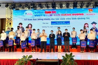 Hơn 1,5 tỷ đồng "Tiếp sức đến trường" cho tân sinh viên Quảng Trị