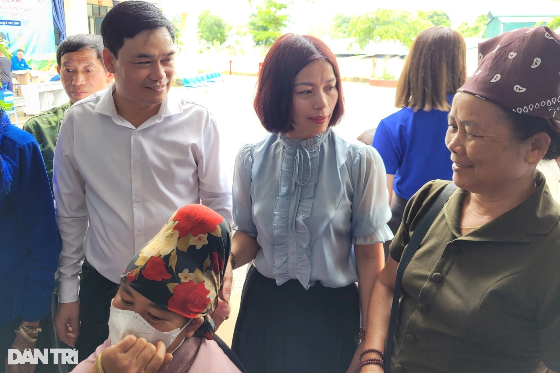 Hành trình khám bệnh, tri ân người có công dịp 27/7 của Dân trí - 7 Hành trình khám bệnh, tri ân người có công dịp 27/7 của Dân trí - 7
