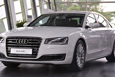 Trước khi về Việt Nam Audi A8L ra mắt tại Malaysia