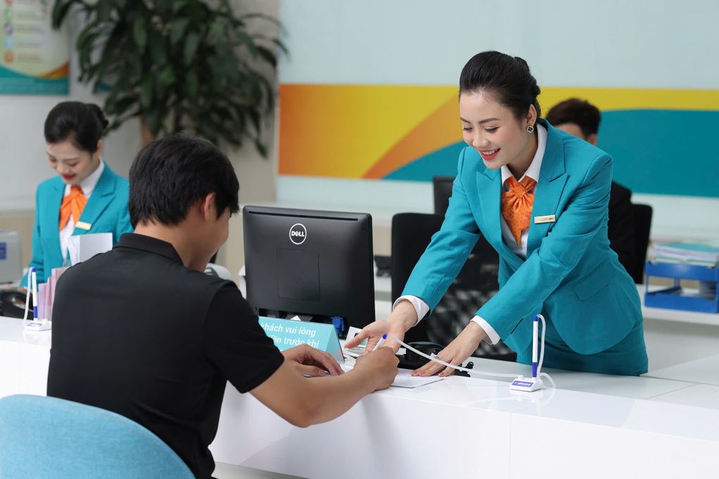 ABBANK đẩy mạnh chuyển đổi số, hỗ trợ khách hàng sau bão - 1 ABBANK đẩy mạnh chuyển đổi số, hỗ trợ khách hàng sau bão - 1