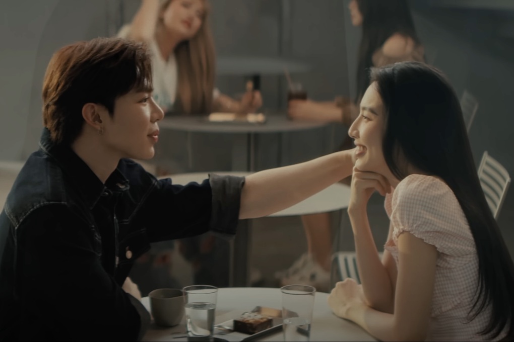 Hoa hậu Thùy Tiên đóng MV của Đức Phúc, cảnh khóc gây chú ý - 1 Hoa hậu Thùy Tiên đóng MV của Đức Phúc, cảnh khóc gây chú ý - 1