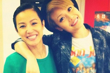 Dung Tổ Nhi chia tay người tình đồng giới 