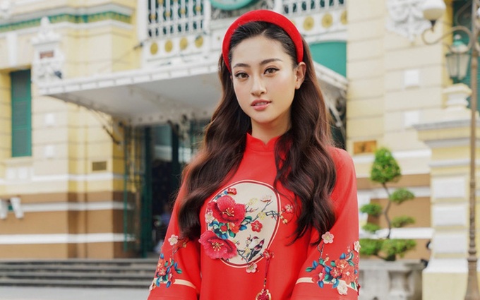 Choáng với điểm thi đại học, tốt ngiệp của Hoa hậu Việt Nam: Ai có cửa vượt qua bộ điểm thần thánh 10-10-9 của Hương Giang? - Ảnh 4. Choáng với điểm thi đại học, tốt ngiệp của Hoa hậu Việt Nam: Ai có cửa vượt qua bộ điểm thần thánh 10-10-9 của Hương Giang? - Ảnh 4.