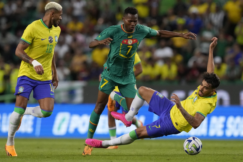 Đức thất bại trước Colombia, Brazil thua đậm Senegal - 2 Đức thất bại trước Colombia, Brazil thua đậm Senegal - 2