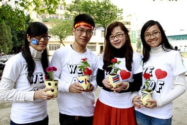 Giấy vụn… phủ xanh ký túc