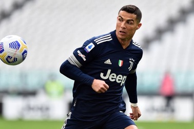 Sếp lớn Juventus: "Không ai có thể động tới C.Ronaldo"