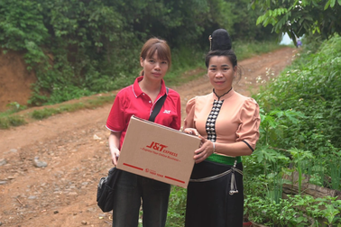 Dấu ấn những "bóng hồng" trong ngành chuyển phát