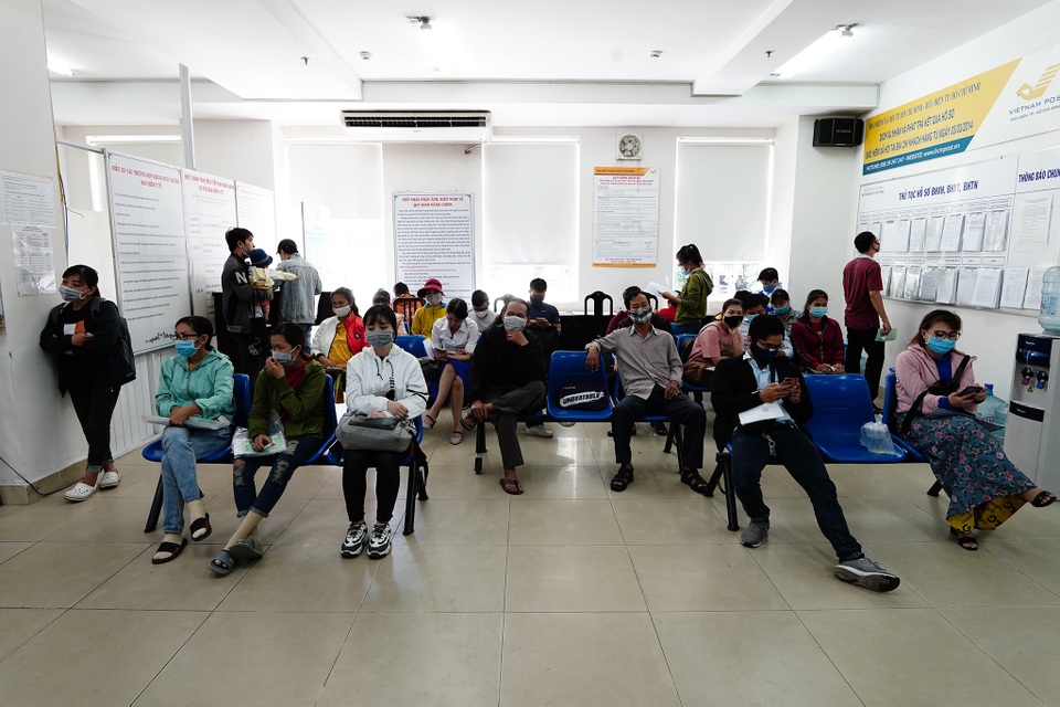 TPHCM: 99,9 % người dân hài lòng khi làm thủ tục bảo hiểm xã hội - 1 TPHCM: 99,9 % người dân hài lòng khi làm thủ tục bảo hiểm xã hội - 1