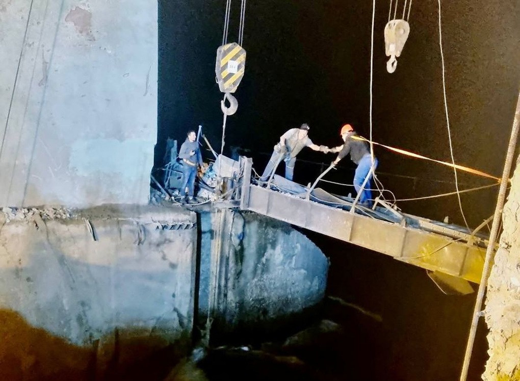 Nga tiếp tục tập kích tên lửa vào quê nhà của Tổng thống Ukraine - 1 Nga tiếp tục tập kích tên lửa vào quê nhà của Tổng thống Ukraine - 1