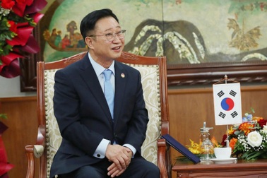 Hậu duệ đời thứ 31 của vua Lý Thái Tổ được tặng bằng khen