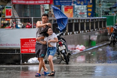 Bão Yagi suy yếu thành áp thấp nhiệt đới