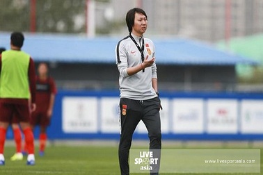 Không thể mời HLV “xịn”, Trung Quốc “cầu cứu” HLV nội