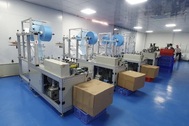 Vỡ mộng làm giàu, giới sản xuất khẩu trang ồ ạt bán tháo, thanh lý thiết bị