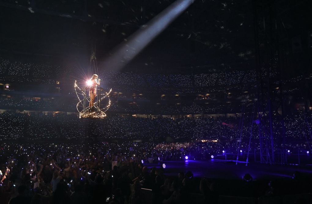 Giải mã tài kinh doanh của Taylor Swift: Dùng âm nhạc kiếm 700 triệu USD - 1 Giải mã tài kinh doanh của Taylor Swift: Dùng âm nhạc kiếm 700 triệu USD - 1