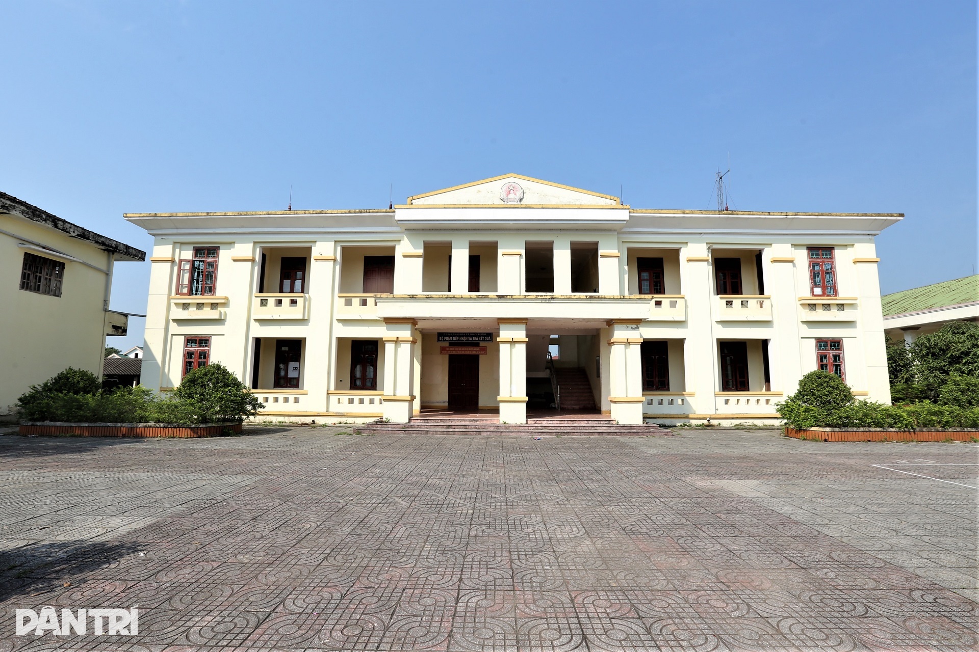 Hàng chục trụ sở xã ở Hà Tĩnh chung số phận bị bỏ hoang  - 3 Hàng chục trụ sở xã ở Hà Tĩnh chung số phận bị bỏ hoang  - 3