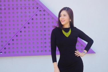 Nữ giảng viên xinh đẹp, đa tài từ làm MC, diễn xuất tới sáng tác âm nhạc