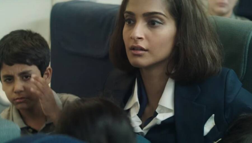 Chuyện về vụ máy bay bị tấn công, nữ tiếp viên nhanh trí cứu mạng 359 người - 4 Chuyện về vụ máy bay bị tấn công, nữ tiếp viên nhanh trí cứu mạng 359 người - 4