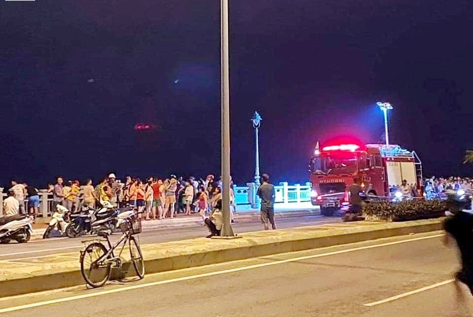 Nam thanh nien nay cau Cua Dai tu van Nam thanh nien nay cau Cua Dai tu van