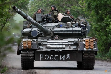 Nga tấn công tổng lực Donbass, kiểm soát thêm 3 thị trấn Donetsk