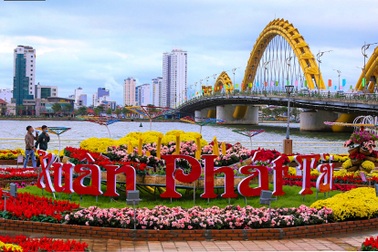 Đà Nẵng yêu cầu lãnh đạo không dùng xe công đi chơi Tết