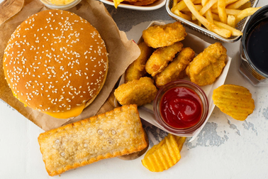 Những thực phẩm bệnh nhân ung thư gan cần hạn chế