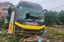 Luật sư phân tích hành vi của tài xế trong vụ lật xe khách 10 người chết