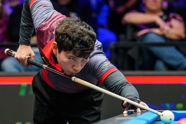 Cơ thủ Việt Nam thắng ngược dòng cựu vô địch thế giới