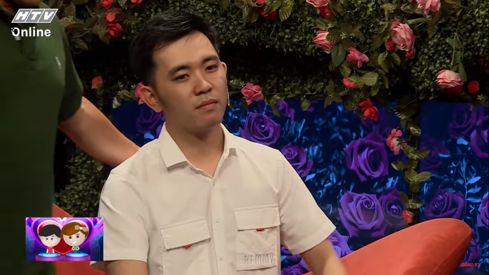 Hết lời khen ngợi bạn nam, cô gái lại từ chối bấm nút hẹn hò - 4 Hết lời khen ngợi bạn nam, cô gái lại từ chối bấm nút hẹn hò - 4