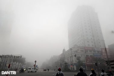 Nghệ An chìm trong sương mù dày đặc, một số chuyến bay chậm giờ hạ cánh