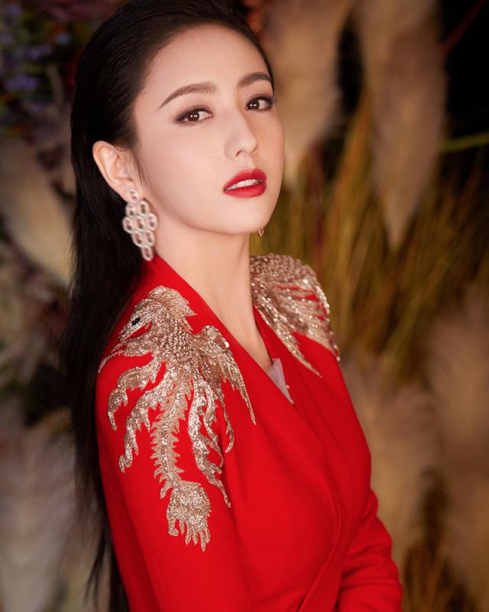 Đồng Lệ Á: “Tiên nữ giáng trần” mãi khổ vì một chữ “yêu” - 13 Đồng Lệ Á: “Tiên nữ giáng trần” mãi khổ vì một chữ “yêu” - 13