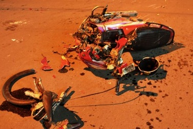 Đi ngược chiều, hai thiếu nữ bị xe khách tông chết