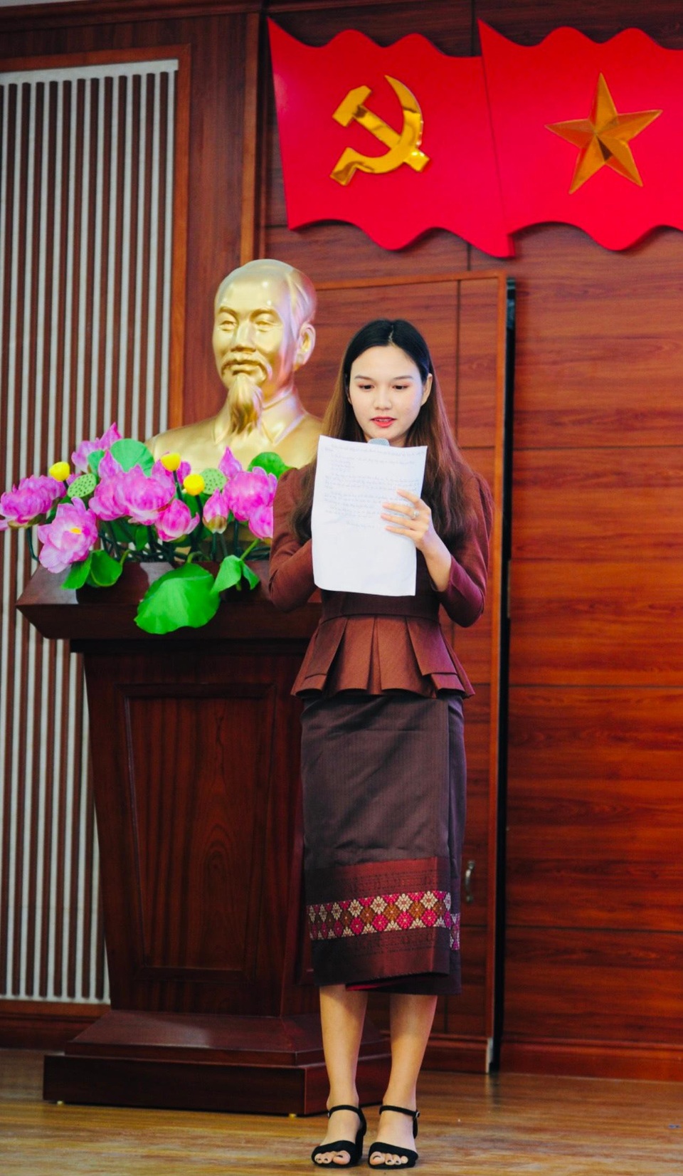 Bông hoa Chăm-pa nở ngát hương tại Đại học Thủy lợi - 7