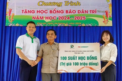 "Chúng cháu mong báo Dân trí tiếp tục chắp cánh ước mơ cho học trò nghèo"