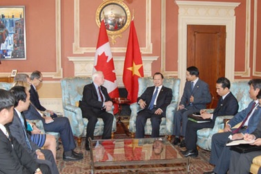  Phó Thủ tướng Vũ Văn Ninh thăm chính thức Canada