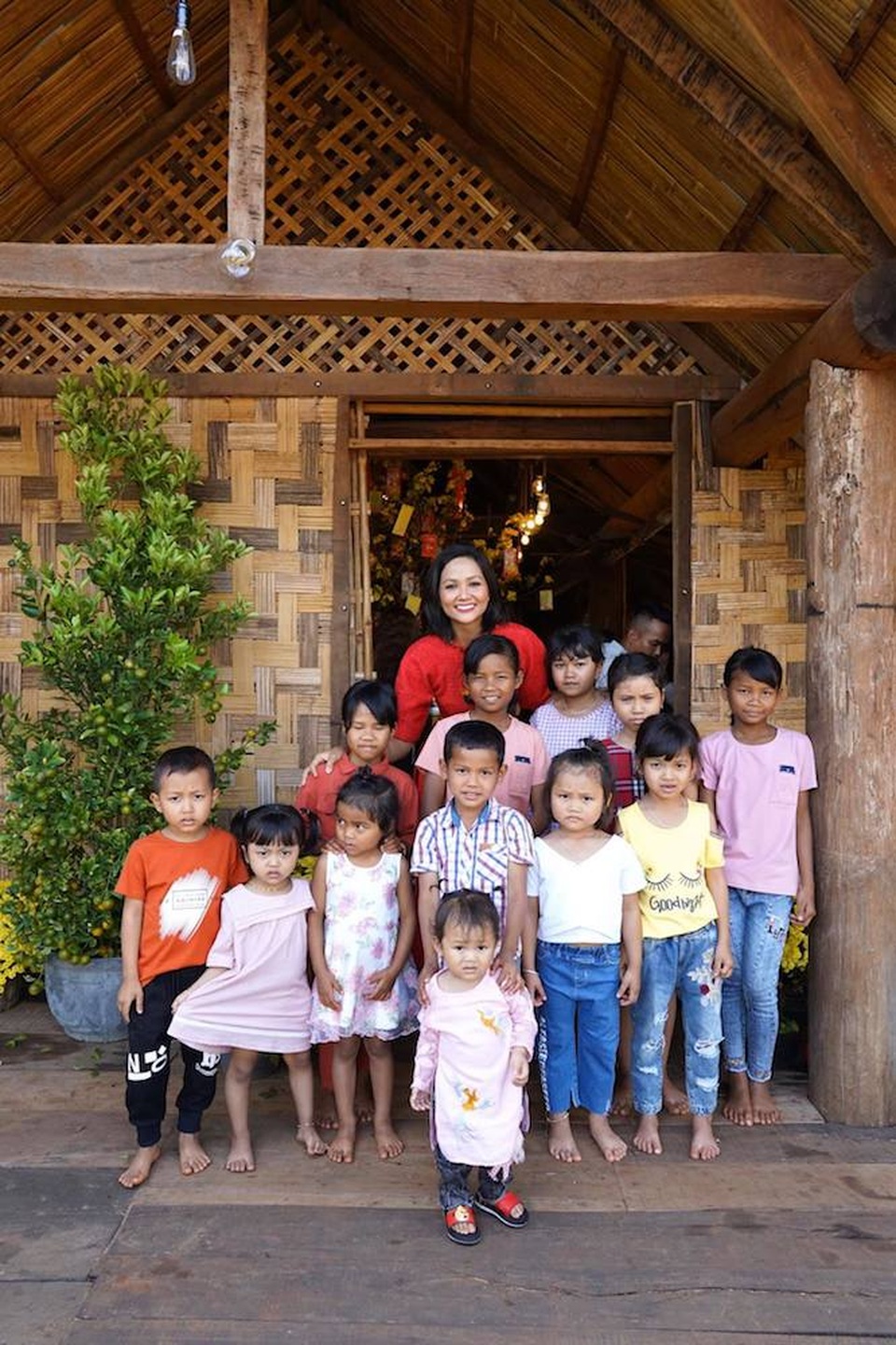 Sao Việt đi đâu, làm gì ngày đầu năm? - 16