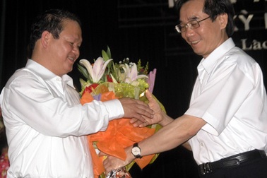 Họp bất thường bầu Chủ tịch UBND tỉnh Lào Cai