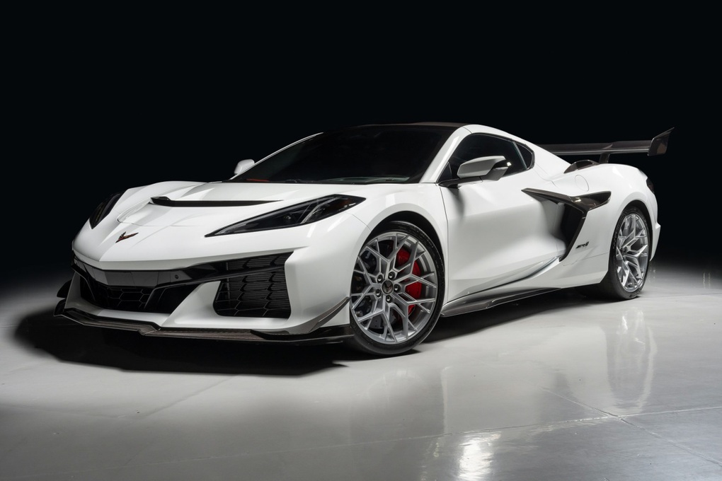 Mua siêu xe Corvette ZR1 giá đắt đỏ, chạy chưa đến 100km đã bán vì... sợ - 1 Mua siêu xe Corvette ZR1 giá đắt đỏ, chạy chưa đến 100km đã bán vì... sợ - 1