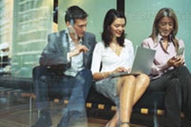 Người dùng laptop hờ hững với Wi-Fi