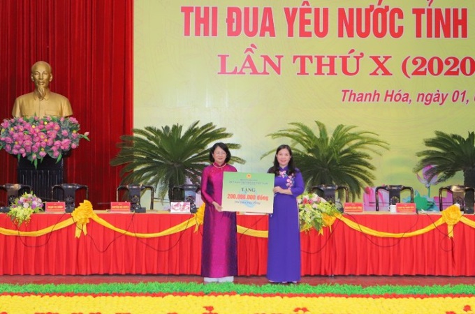 Phó Chủ tịch nước Đặng Thị Ngọc Thịnh: Sớm đưa Thanh Hóa trở thành tỉnh công nghiệp theo hướng hiện đại - Ảnh 5. Phó Chủ tịch nước Đặng Thị Ngọc Thịnh: Sớm đưa Thanh Hóa trở thành tỉnh công nghiệp theo hướng hiện đại - Ảnh 5.