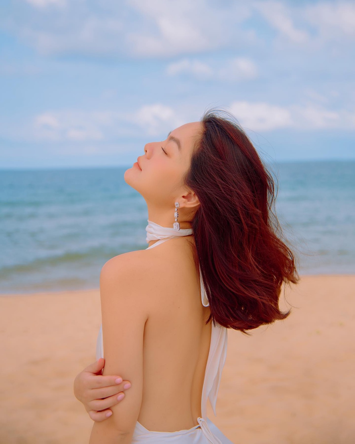 Mang bầu lần 3, Phạm Quỳnh Anh giấu bụng thế nào suốt nhiều tháng qua? - 9 Mang bầu lần 3, Phạm Quỳnh Anh giấu bụng thế nào suốt nhiều tháng qua? - 9